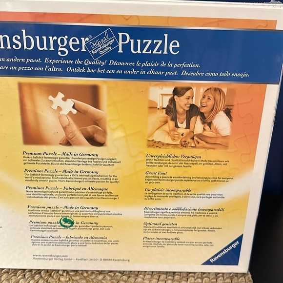 New Factory Sealed Ravensburger Doors of the World Jigsaw Puzzle - 1000pc - Picture 5 of 7